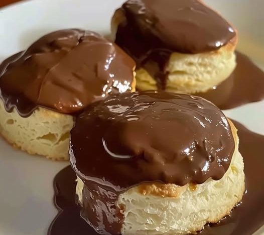 Chocolate Gravy and Biscuits