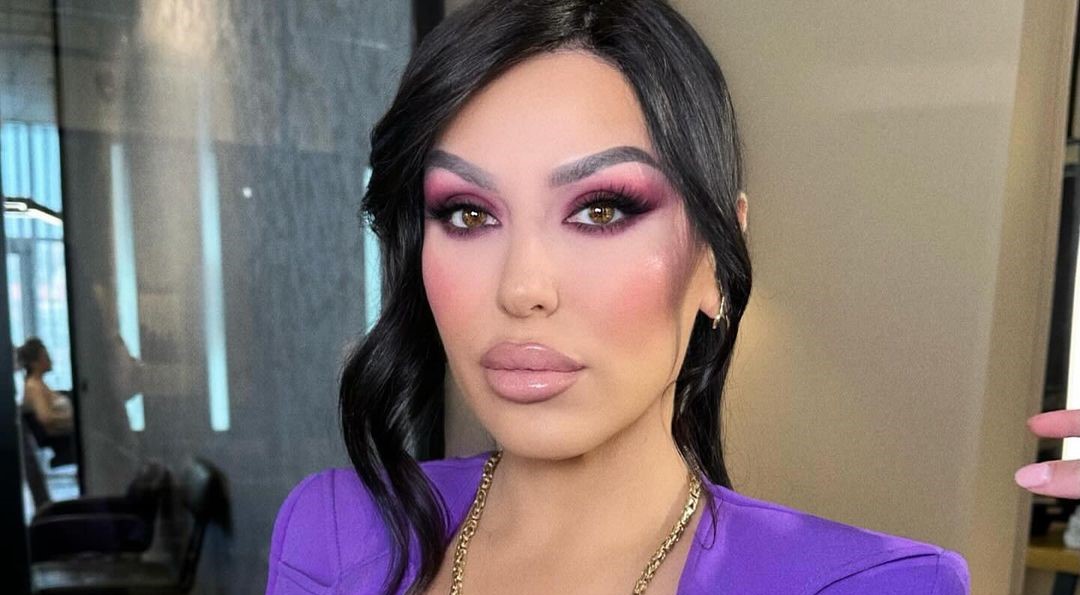 Ja sa është rritur vajza e Arta Bajramit, këngëtarja e uron me fjalë të bukura