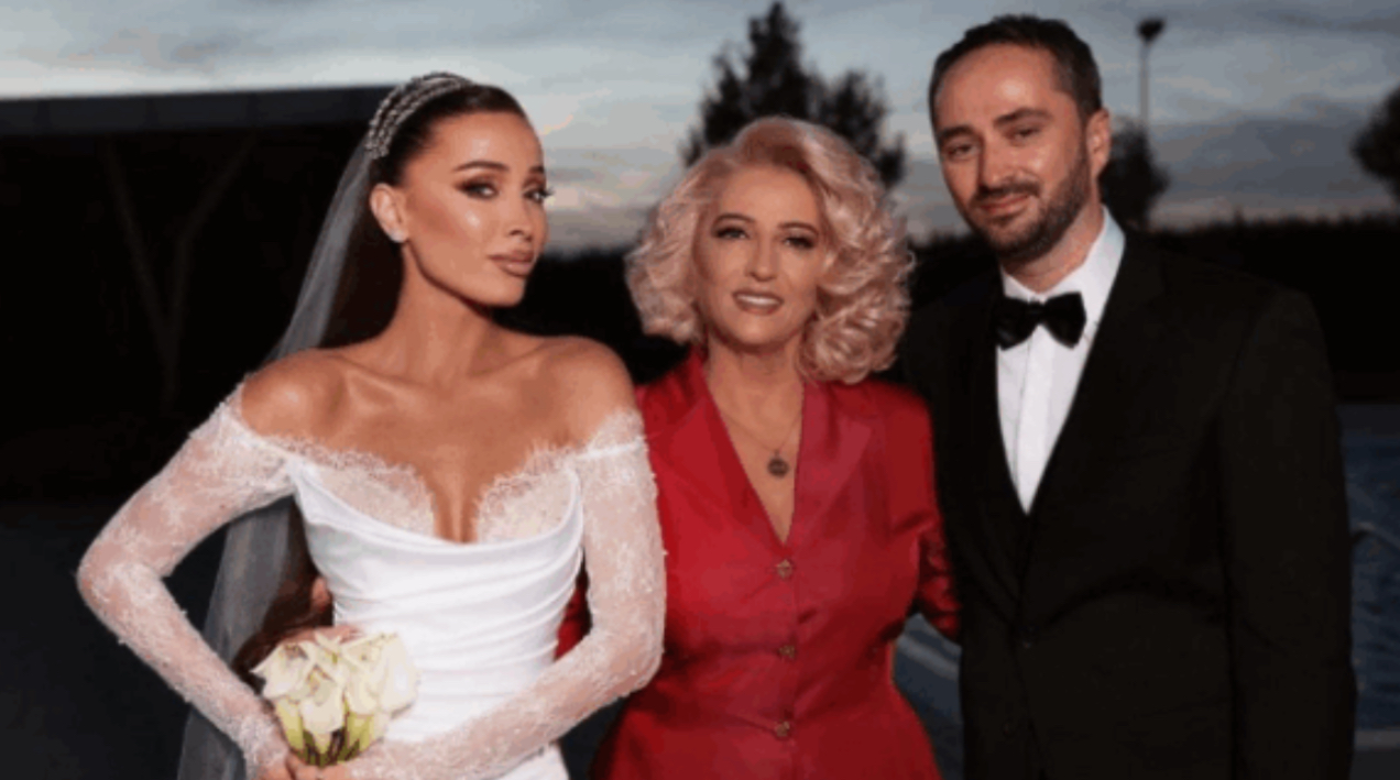 Si rrallëherë, reja e Shkurte Fejzës shfaqet me të birin