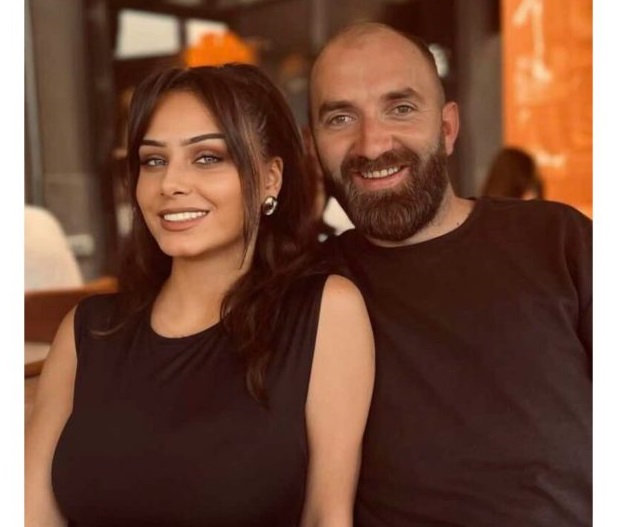 Kjo është bashkëshortja bukuroshe e aktorit të ‘Bashkallajk’-ut