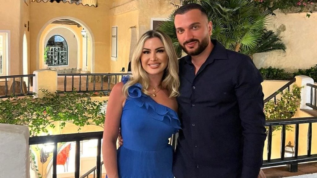 Engjëllusha Salihu ka vendosur të mos jetojë në të njëjtën shtëpi me vjehrrën, ka nisur shtëpi luksoze midis Zvicrës