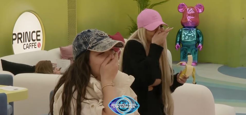 Reagimi epik i Shkurtës kur e pa Benitën duke ngrënë banane: O shpirt, mos ashtu