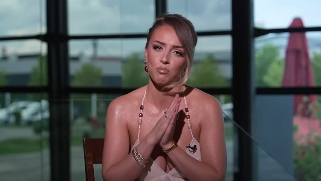 Emocionale dhe tejet ndryshe nga ajo që jeni mësuar ta shihni, Aida Doçi e bëri me lot një shqiptari me rrëfimin e saj