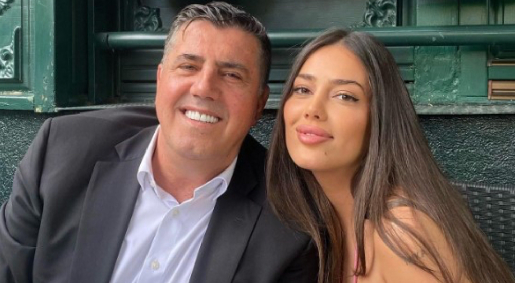 Lotina ndan fotografi të rralla të Lutfi Hazirit