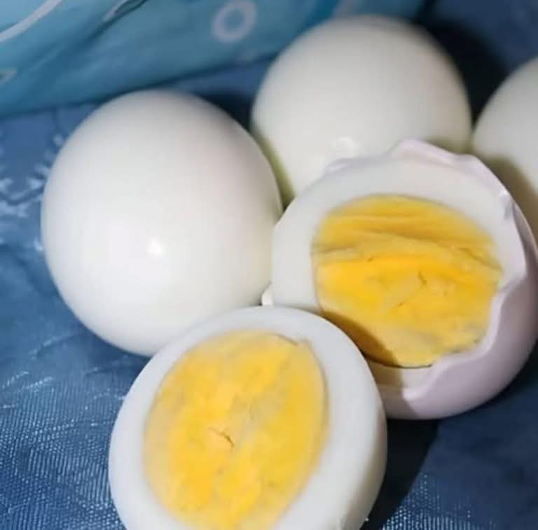 Boiled Eggs vs Fried Eggs