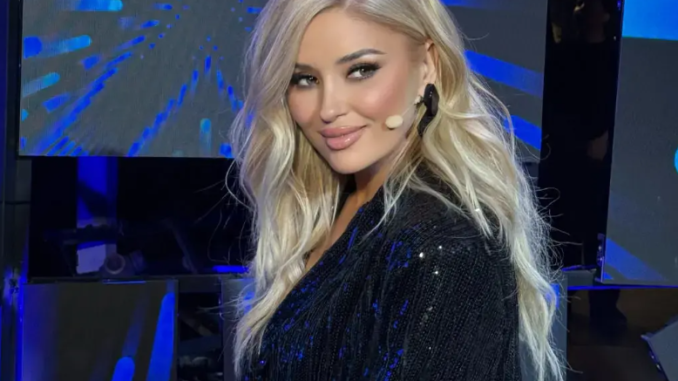 Nuk do ta besoni se sa kushtojn vetëm çizmet e Alketa Vejsiut