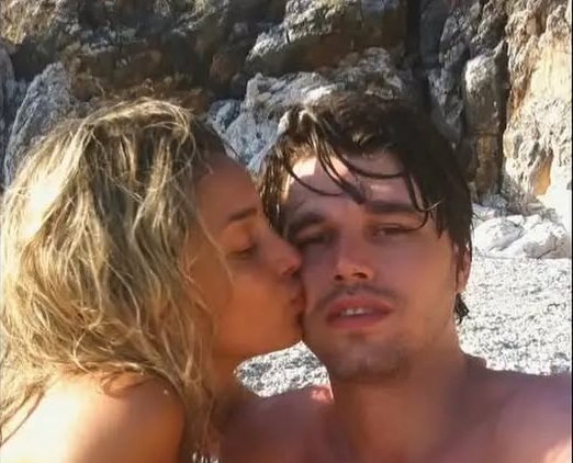 18 vjet dashuri! Alban Skenderaj dhe Miriam Cani rikthehen pas në kohë