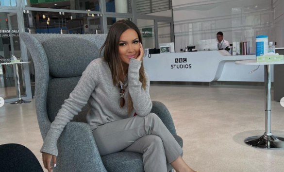 A i pëlqen Lori Hoxhës emisioni “Përputhen”?