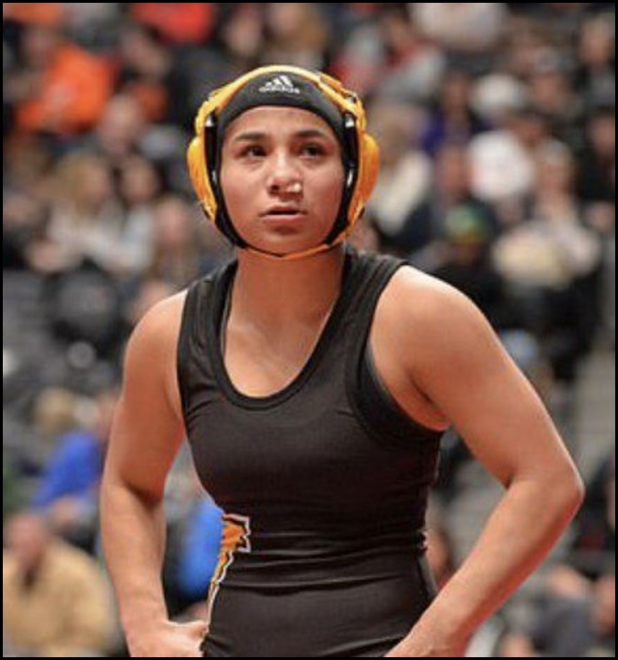 High school wrestler forfeits tournament after seeing opponent