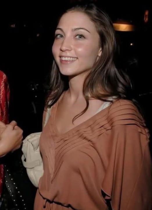 “Caught Off Guard! Mary Padian’s Honest Reaction Sets Social Media on Fire”….??“Why Mary Padian’s Latest Storage Wars Moment Has Everyone Talking”