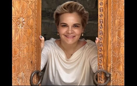 “Jam e pasur…” – Monika Kryemadhi: Mamaja ime ka pasur kushërinj jashtë shtetit, që në 1995 kemi pasur prona me qira