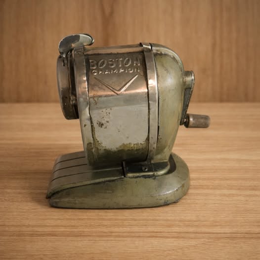 What’s the usage of this tool? I found it at home and can’t figure it out!