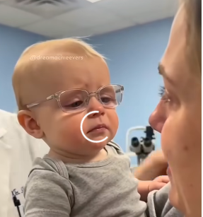 “The First Glimpse of Love: Baby Sees His Mother’s Face After Life-Changing Eye Surgery”
